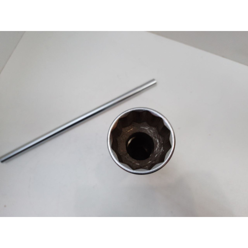 Ключ торцевой LICOTA AWT-TBF3032