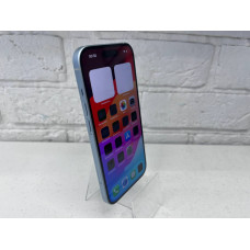 Мобильный телефон Apple iPhone 15 6/128 GB            
            б/у