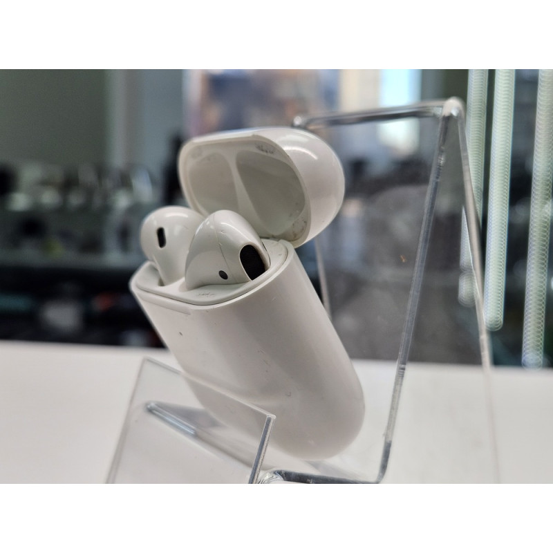 Наушники Беспроводные Внутриканальные Apple AirPods A1938            
            б/у