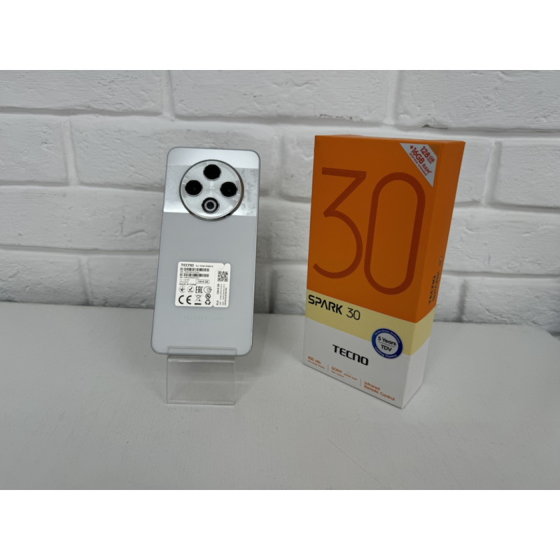Мобильный телефон Tecno Spark 30 8/128 GB