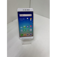 Мобильный телефон Xiaomi Redmi Note 5A 4/64 GB            
            б/у