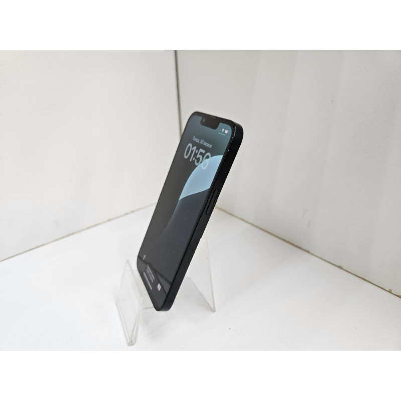 Мобильный телефон Apple iPhone 13 4/128 GB            
            б/у