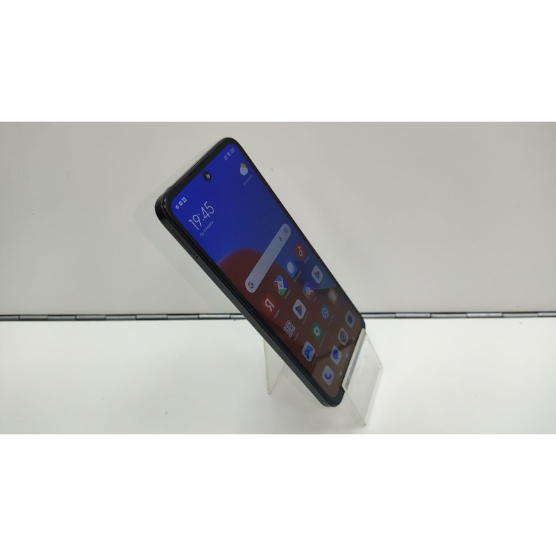 Мобильный телефон Xiaomi Redmi 12 8/256 GB            
            б/у