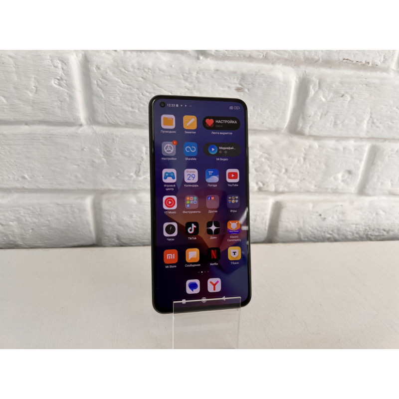 Мобильный телефон Xiaomi 11 Lite 5G NE 8/128 GB.            
            б/у