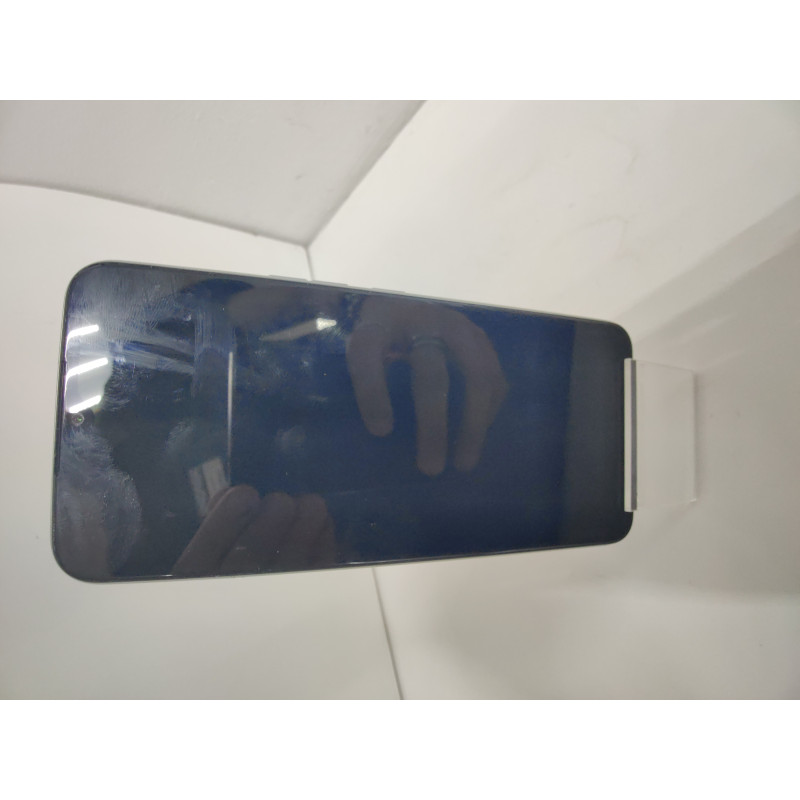 Мобильный телефон Tecno Spark 8C 4/64 GB            
            б/у