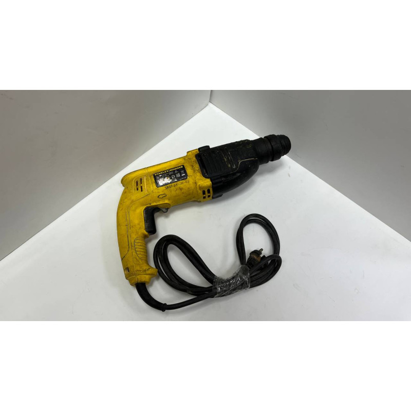 Перфораторы Stanley fmer524            
            б/у