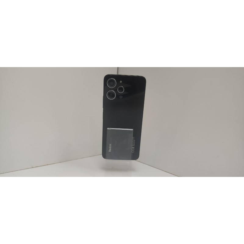 Мобильный телефон Xiaomi Redmi 12 4/128 GB            
            б/у