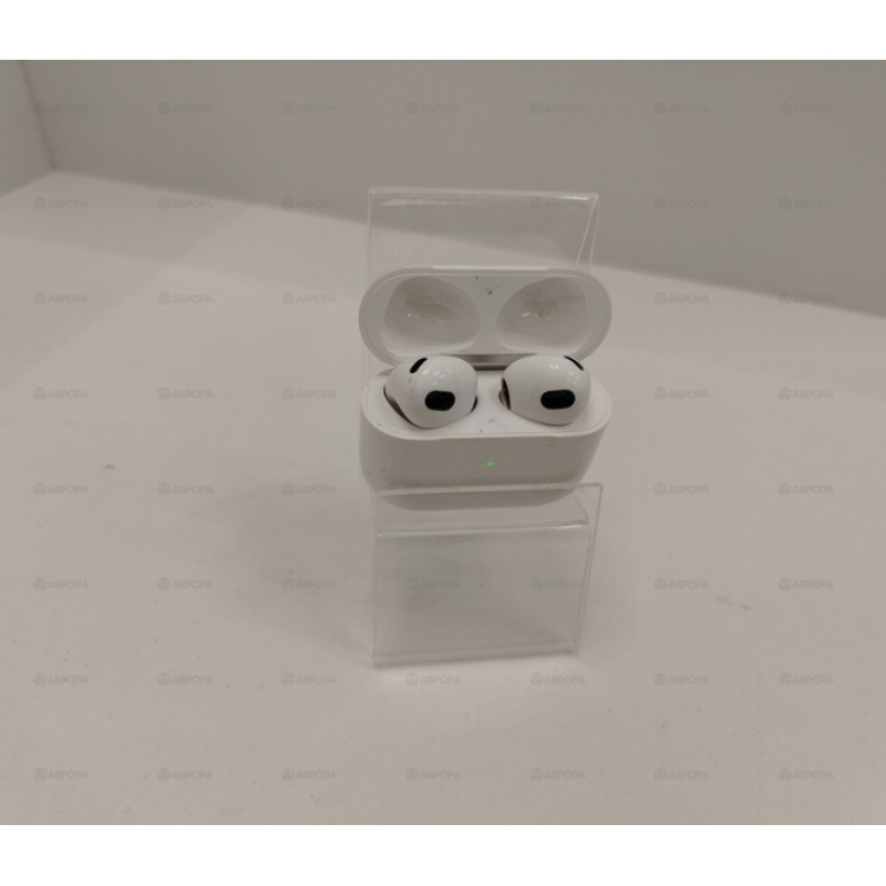 Наушники Беспроводные Внутриканальные Apple AirPods 3            
            б/у