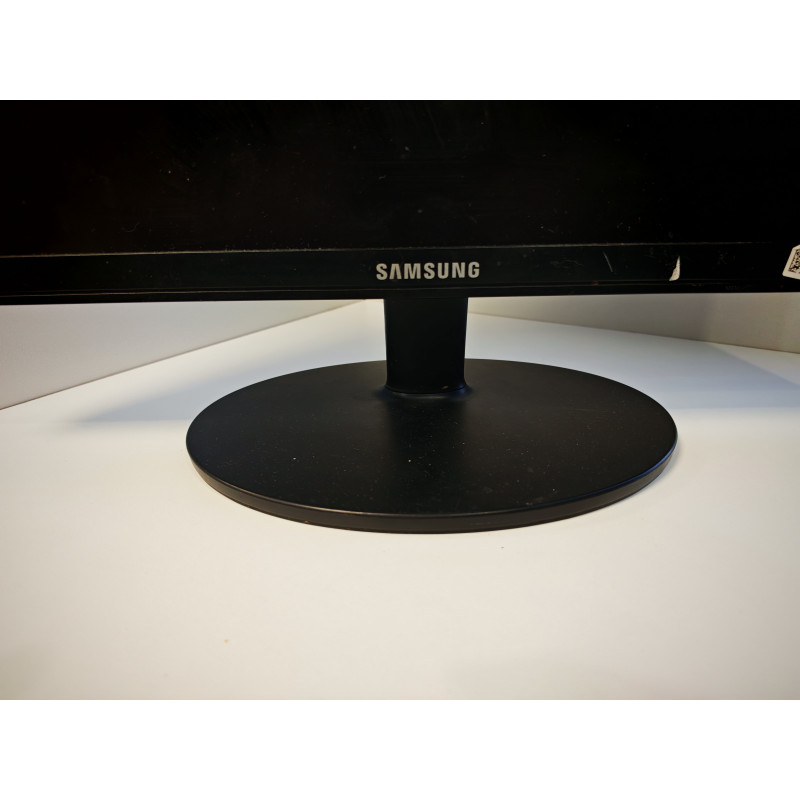 Мониторы Samsung E2220n            
            б/у