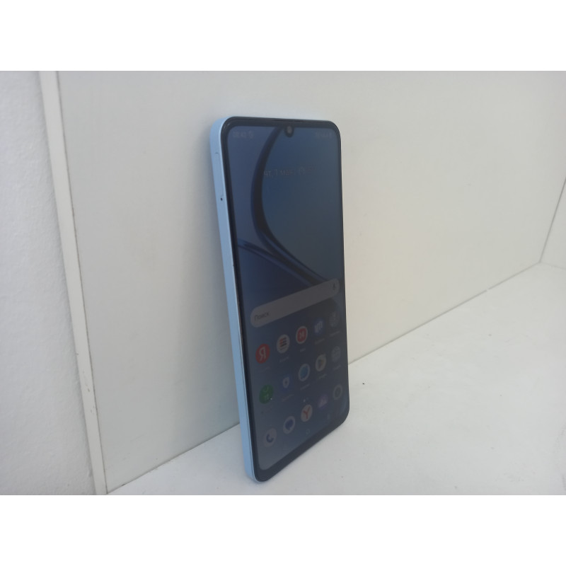 Мобильный телефон REALME Note 50 3/64 GB            
            б/у