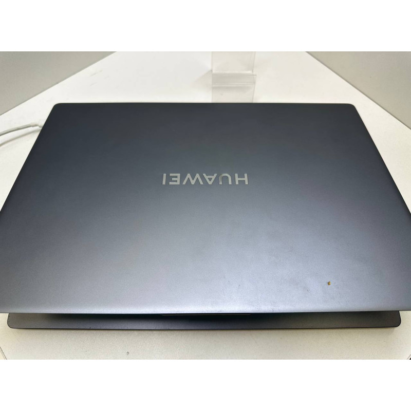 Ноутбук HUAWEI MateBook D16 MCLF-X            
            б/у