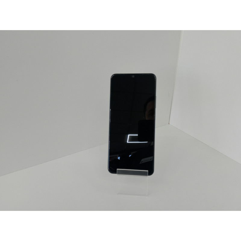 Мобильный телефон REALME C61 8/256 GB            
            б/у