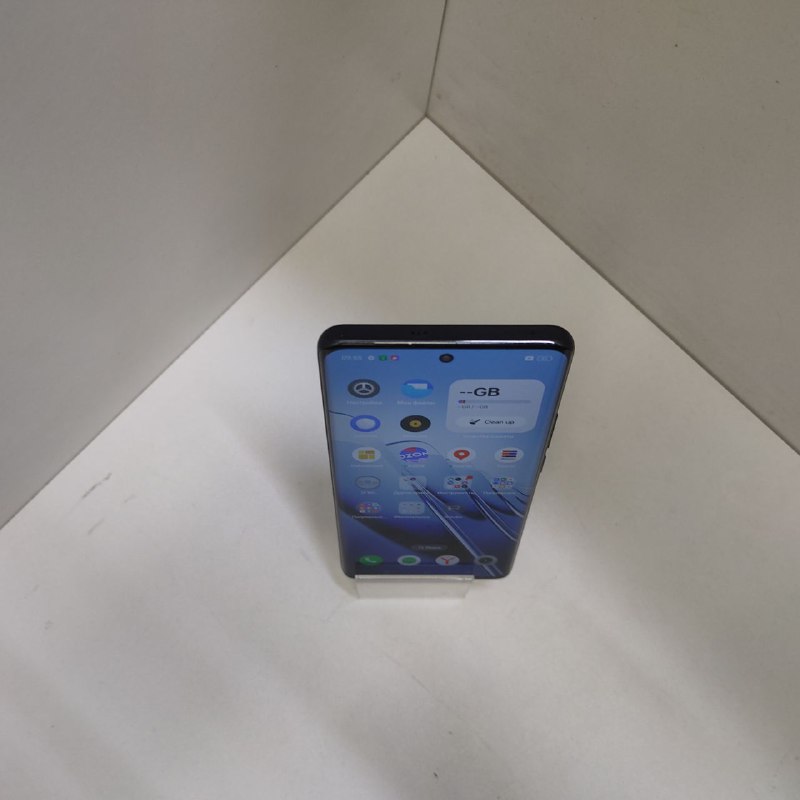 Мобильный телефон REALME 11 PRO 5G 8/128 GB            
            б/у