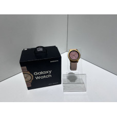 Умные Часы Samsung Galaxy Watch 42mm SM-R810            
            б/у