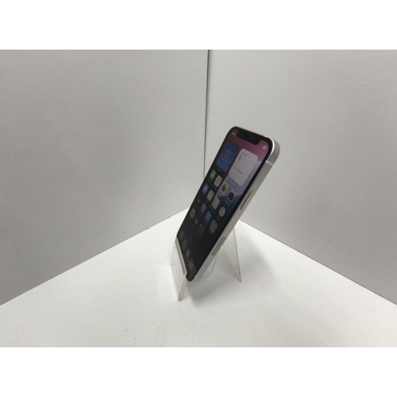 Мобильный телефон Apple iPhone 12 4/256 GB            
            б/у