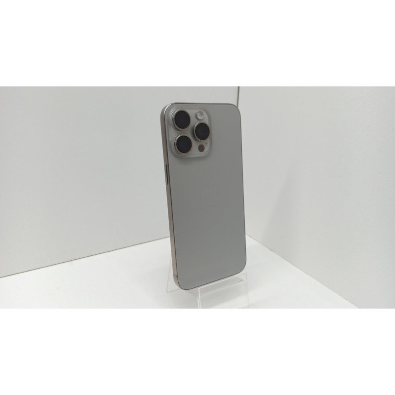 Мобильный телефон Apple iPhone 15 Pro Max 8/256 GB            
            б/у