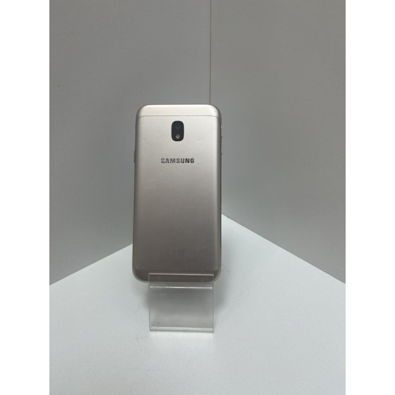 Мобильный телефон Samsung Galaxy J3 (2017) 2/16 GB.            
            б/у