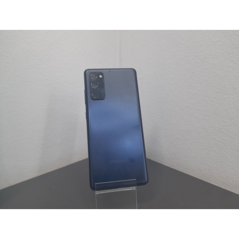 Мобильный телефон Samsung Galaxy S20 FE 6/128 GB            
            б/у
