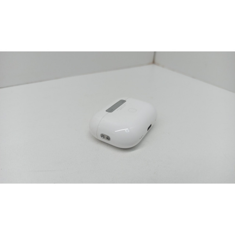 Наушники Беспроводные Внутриканальные Apple Airpods Pro 2 USB-C (2023) A2968            
            б/у