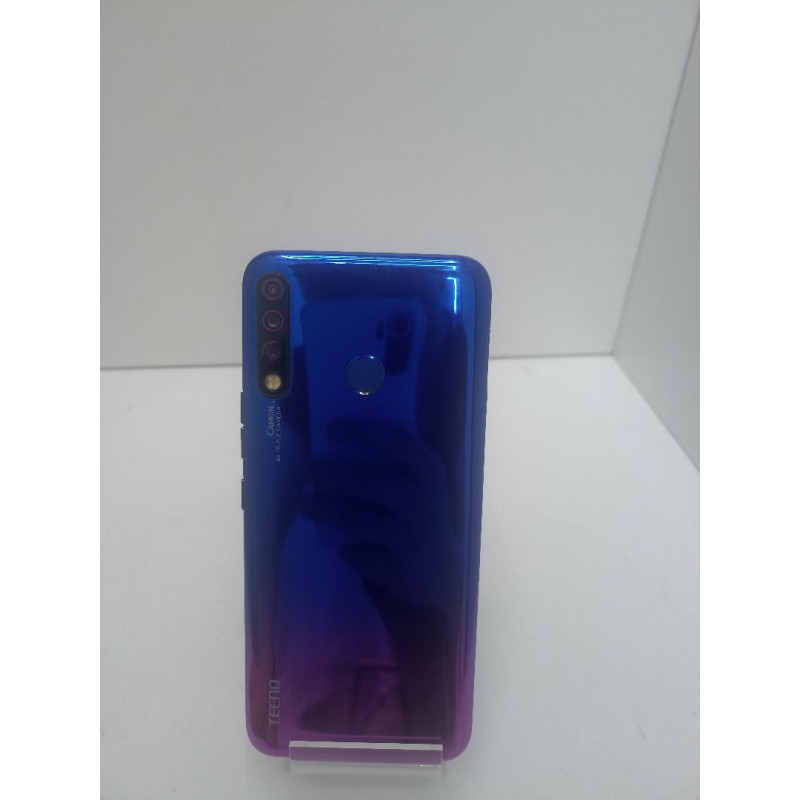 Мобильный телефон Tecno Camon 12 4/64 GB            
            б/у