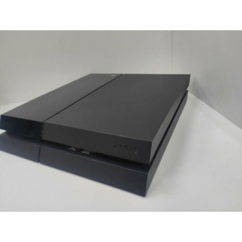 Игровые приставки Sony Playstation 4 500GB (CUH-1008A)            
            б/у