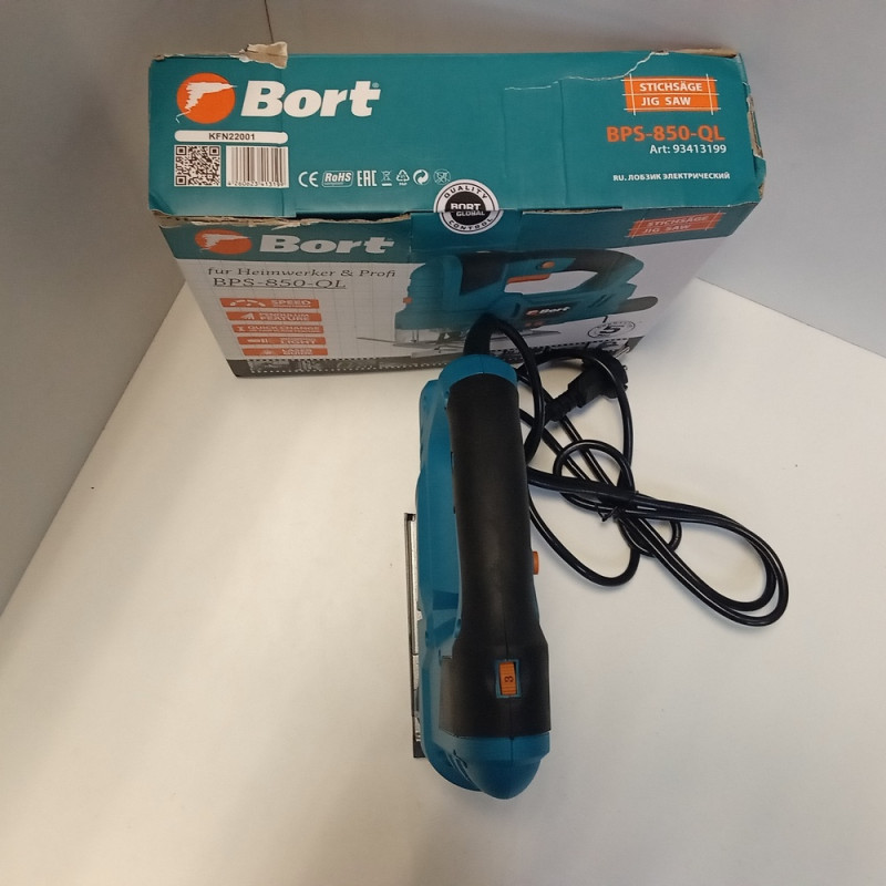 Лобзик Bort BPS-850-QL            
            б/у