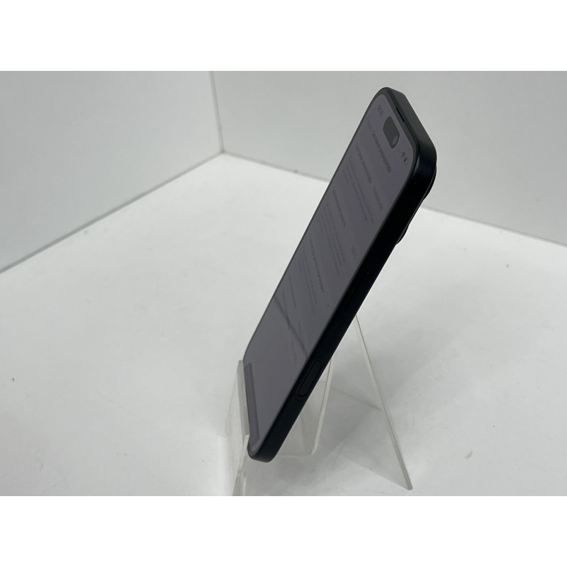 Мобильный телефон Apple iPhone 16 8/128 GB            
            б/у