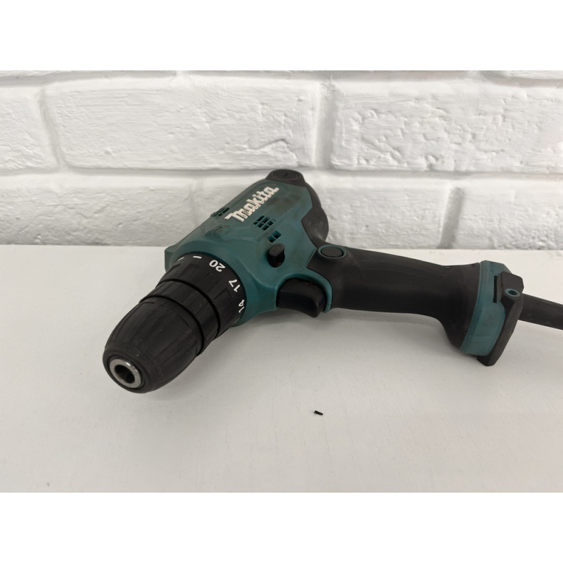 Шуруповерт Makita DF0300            
            б/у