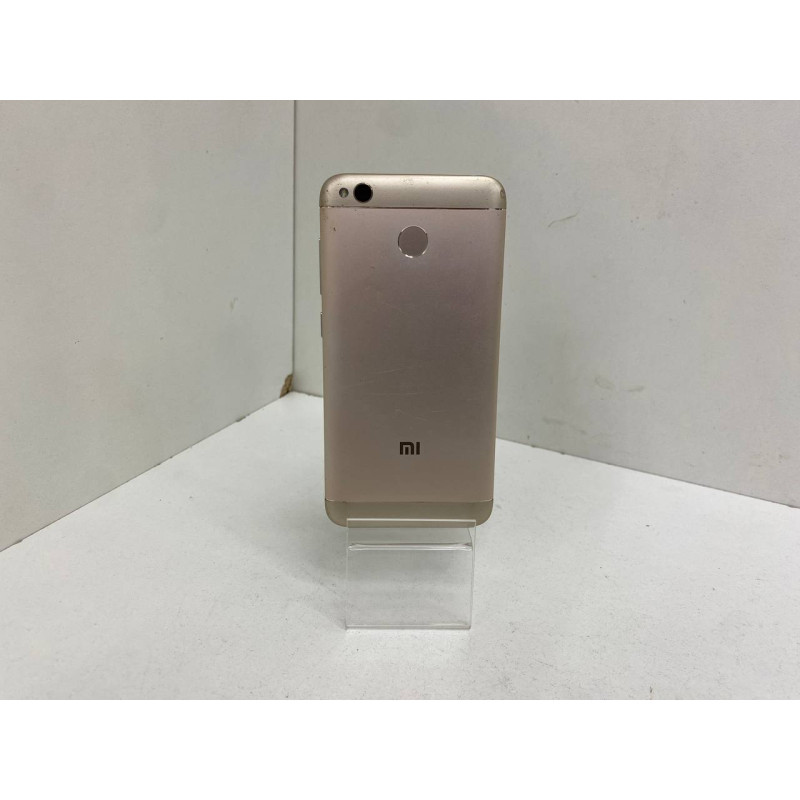 Мобильный телефон Xiaomi Redmi 4X 3/32 GB            
            б/у