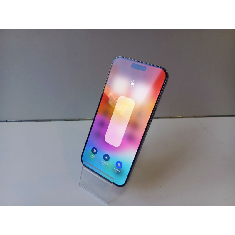 Мобильный телефон Apple iPhone 15 Pro Max 8/256 GB            
            б/у
