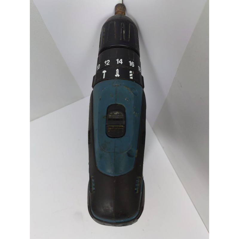 Шуруповерт Makita HP330D            
            б/у