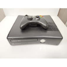 Игровые приставки Microsoft Xbox 360S 1439-250 GB            
            б/у