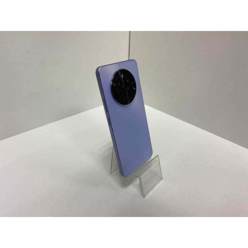 Мобильный телефон REALME 12 8/128 GB            
            б/у