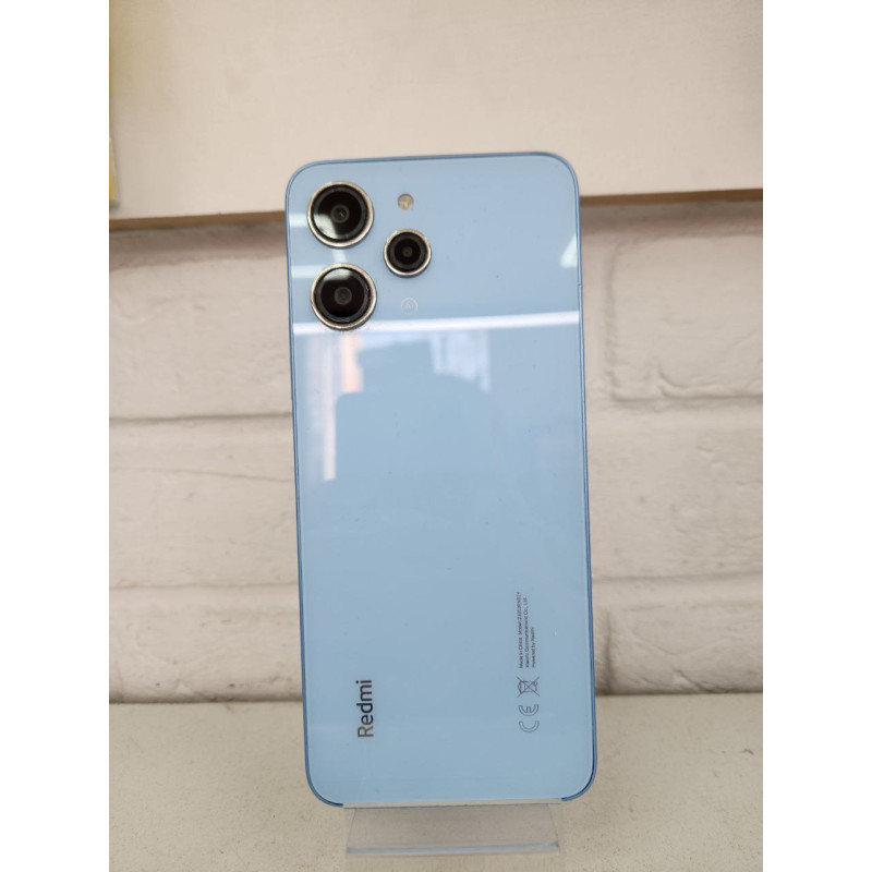 Мобильный телефон Xiaomi Redmi 12 4/128 GB            
            б/у