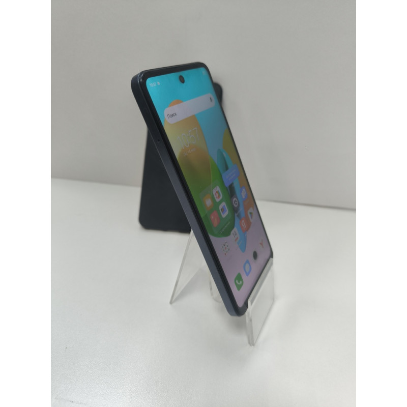 Мобильный телефон Tecno Spark 20C 8/128 GB            
            б/у