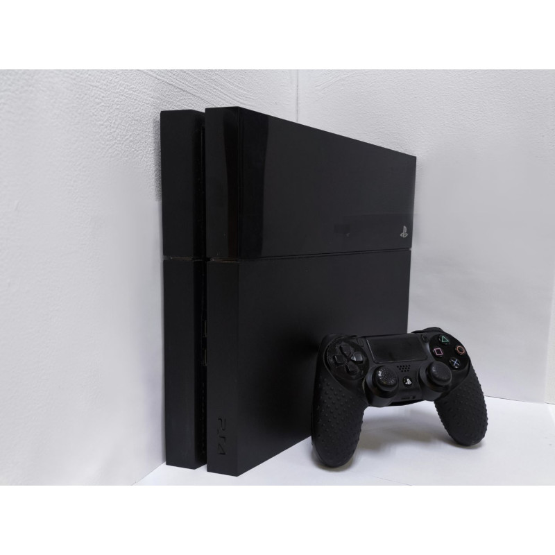 Игровые приставки Sony Playstation 4 500GB (CUH-1008A)            
            б/у