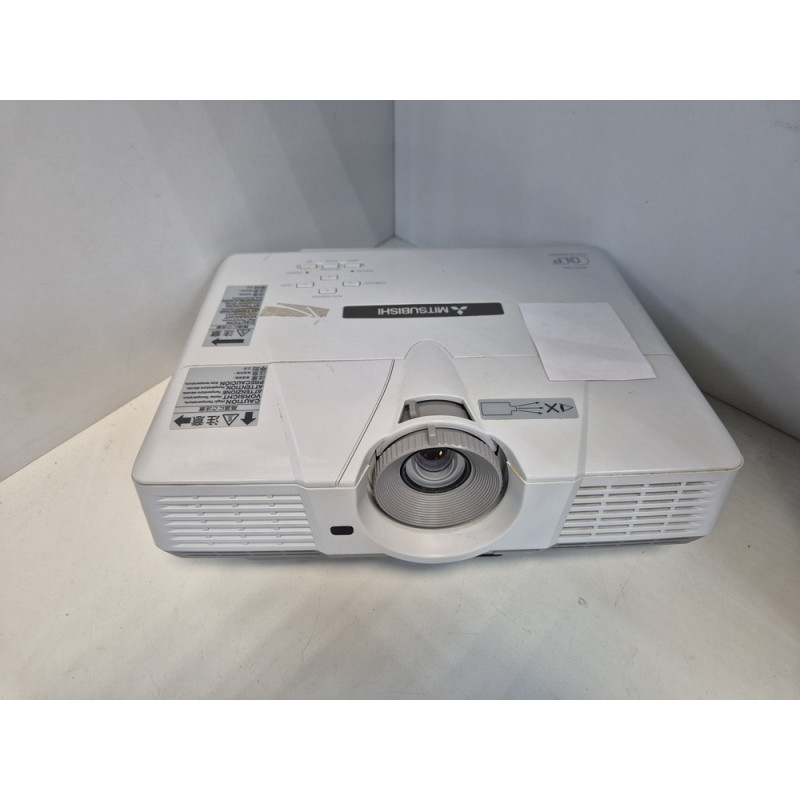 Проекторы Mitsubishi Electric XD510U            
            б/у