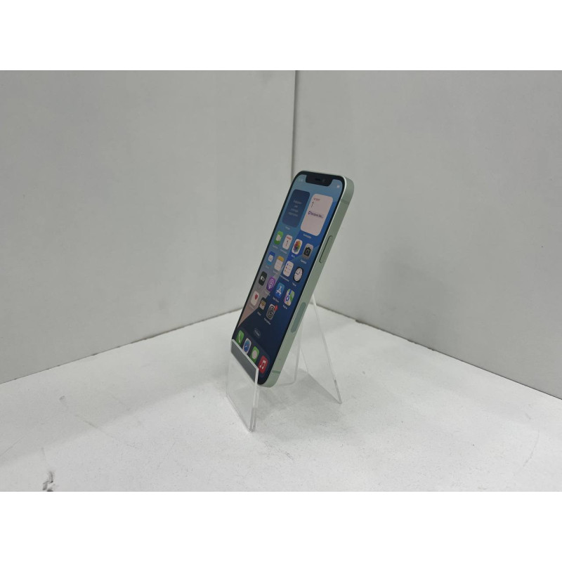Мобильный телефон Apple iPhone 12 4/128 GB            
            б/у