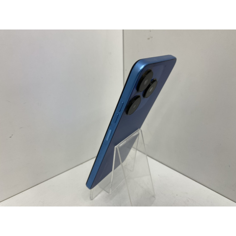 Мобильный телефон Tecno Spark 10 4/128 GB            
            б/у