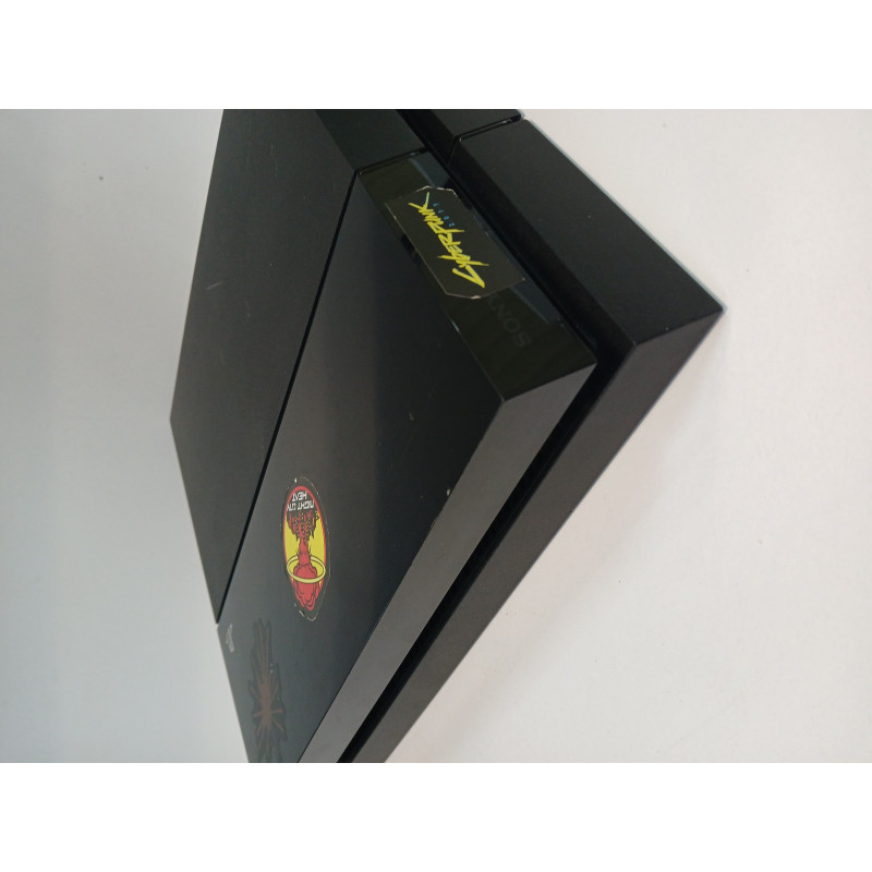 Игровые приставки Sony Playstation 4 500GB (CUH-1004A)            
            б/у