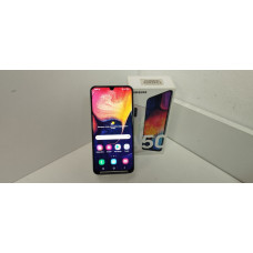 Мобильный телефон Samsung Galaxy A50 4/64 GB            
            б/у