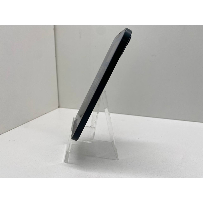 Мобильный телефон Apple iPhone 13 4/256 GB            
            б/у