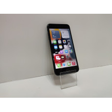 Мобильный телефон Apple iPhone 7 Plus 3/32 GB            
            б/у
