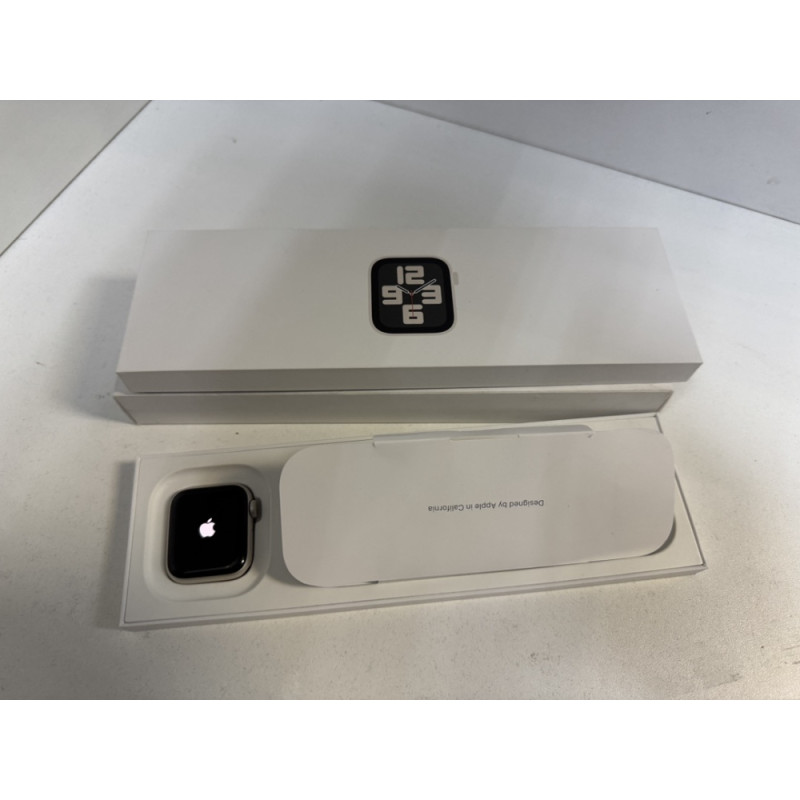 Умные Часы Apple Watch SE Gen 2 40 мм            
            б/у
