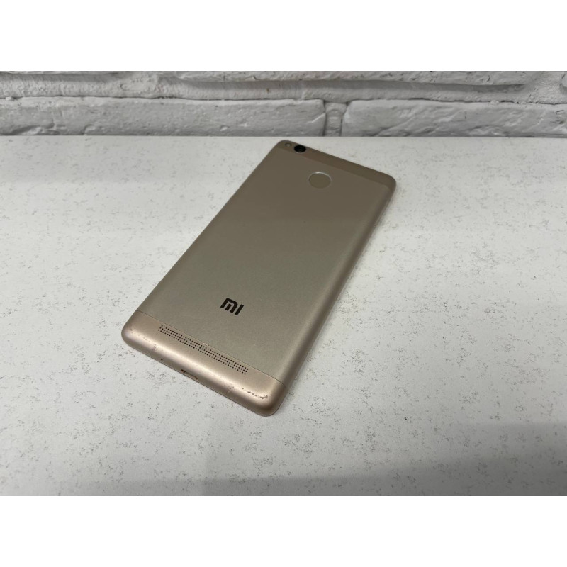 Мобильный телефон Xiaomi Redmi 3S 2/16 GB            
            б/у