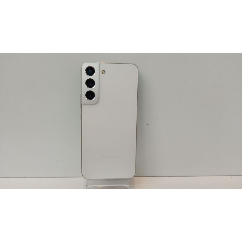 Мобильный телефон Samsung Galaxy S22 8/128 GB            
            б/у