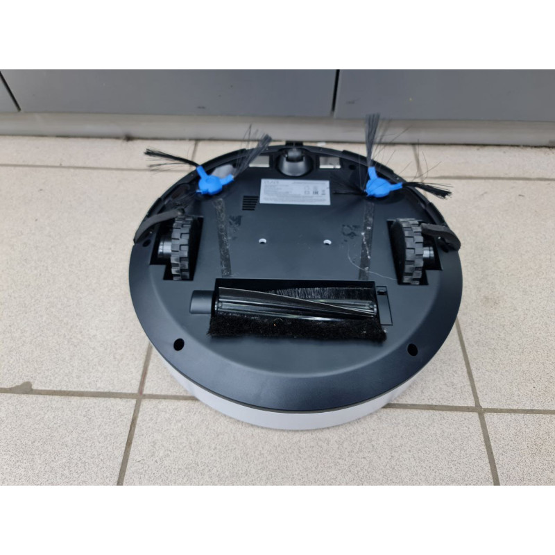 Робот-пылесос ELARI SmartBot Brush SBT-001А            
            б/у