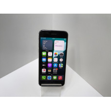 Мобильный телефон Apple iPhone SE 2022 4/64 GB            
            б/у