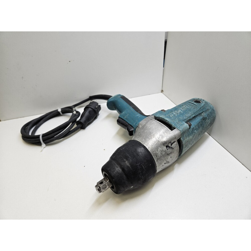 Гайковерт Makita Tw0350            
            б/у