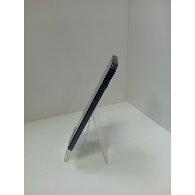 Мобильный телефон REALME Note 50 3/64 GB            
            б/у